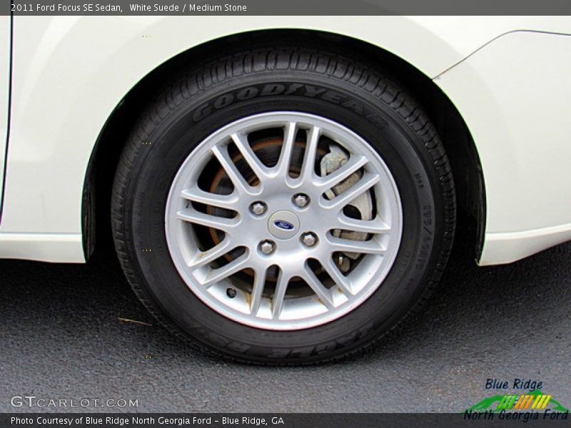 White Suede / Medium Stone 2011 Ford Focus SE Sedan