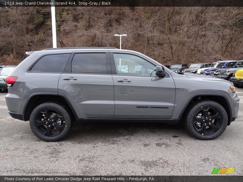 2019 Grand Cherokee Upland 4x4 Sting-Gray