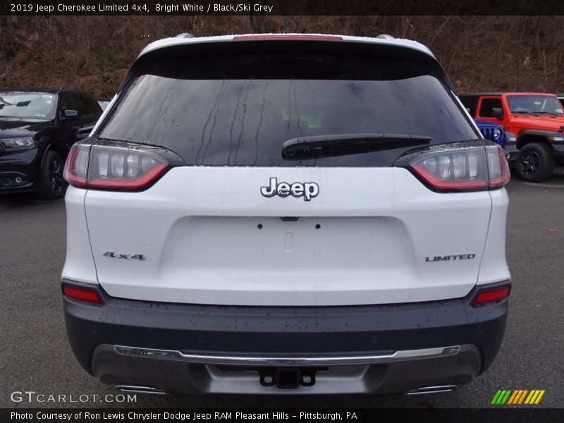 Bright White / Black/Ski Grey 2019 Jeep Cherokee Limited 4x4