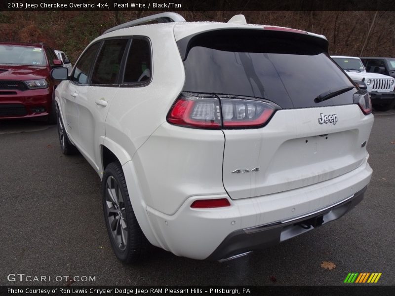 Pearl White / Black/Tan 2019 Jeep Cherokee Overland 4x4
