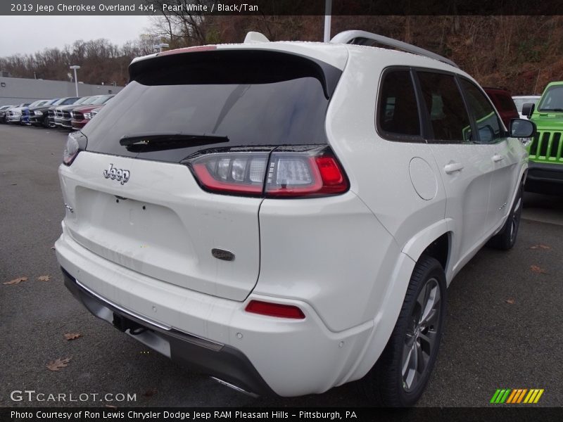 Pearl White / Black/Tan 2019 Jeep Cherokee Overland 4x4