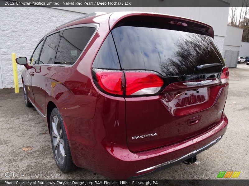 Velvet Red Pearl / Deep Mocha/Black 2019 Chrysler Pacifica Limited