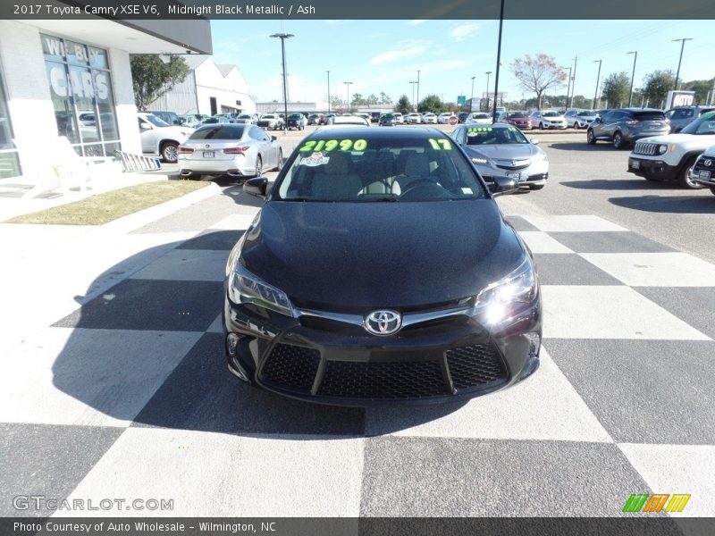 Midnight Black Metallic / Ash 2017 Toyota Camry XSE V6