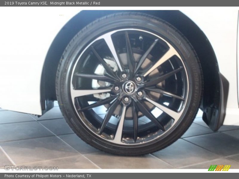 Midnight Black Metallic / Red 2019 Toyota Camry XSE