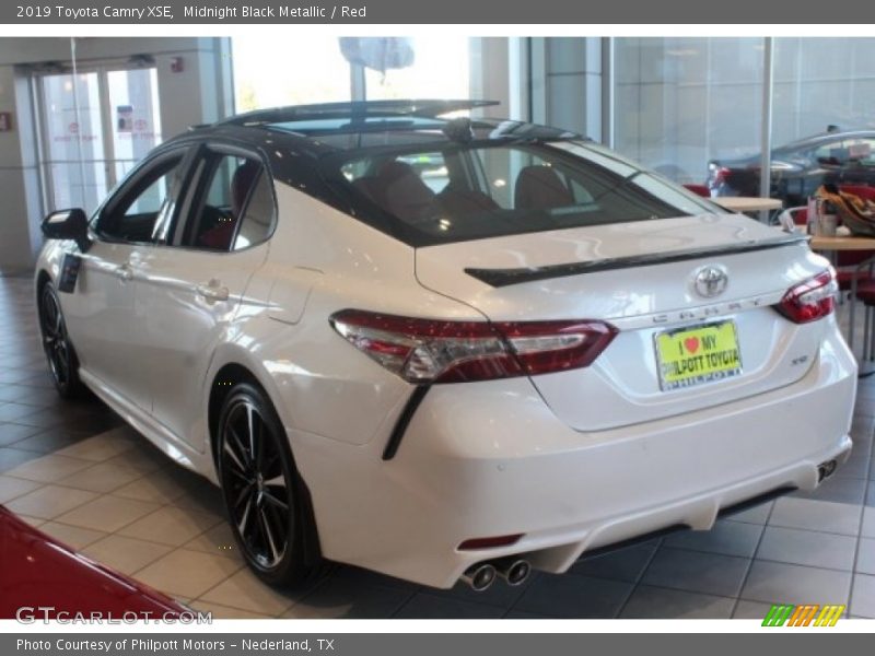 Midnight Black Metallic / Red 2019 Toyota Camry XSE