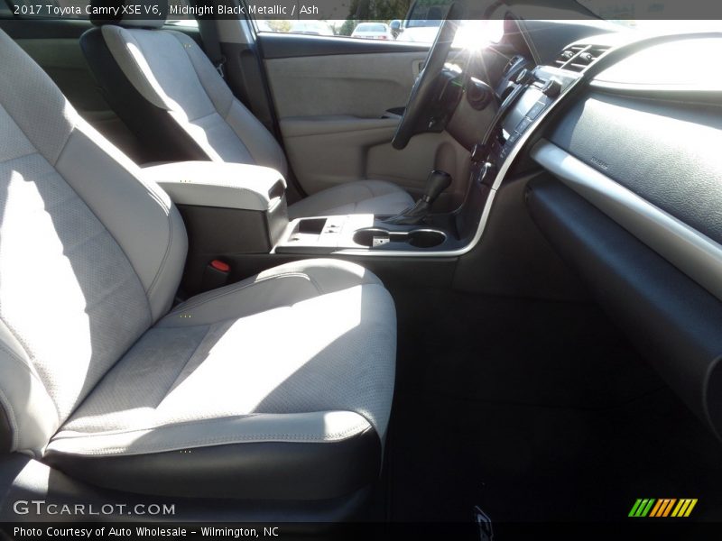 Midnight Black Metallic / Ash 2017 Toyota Camry XSE V6