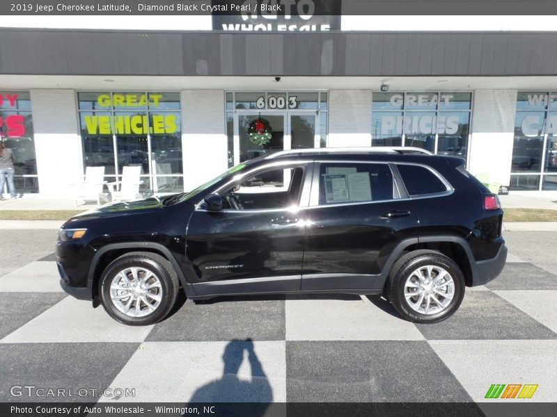 Diamond Black Crystal Pearl / Black 2019 Jeep Cherokee Latitude