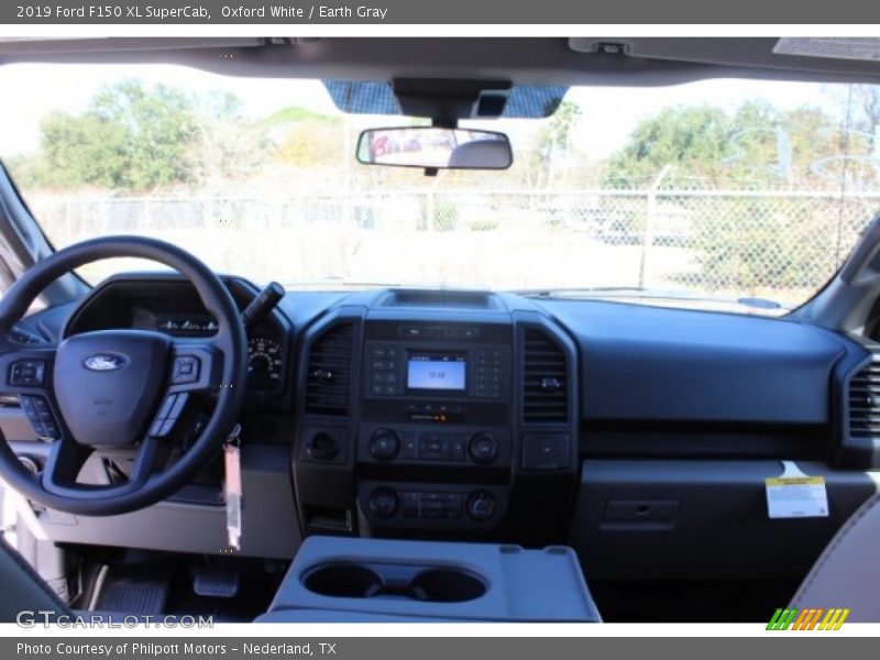 Oxford White / Earth Gray 2019 Ford F150 XL SuperCab