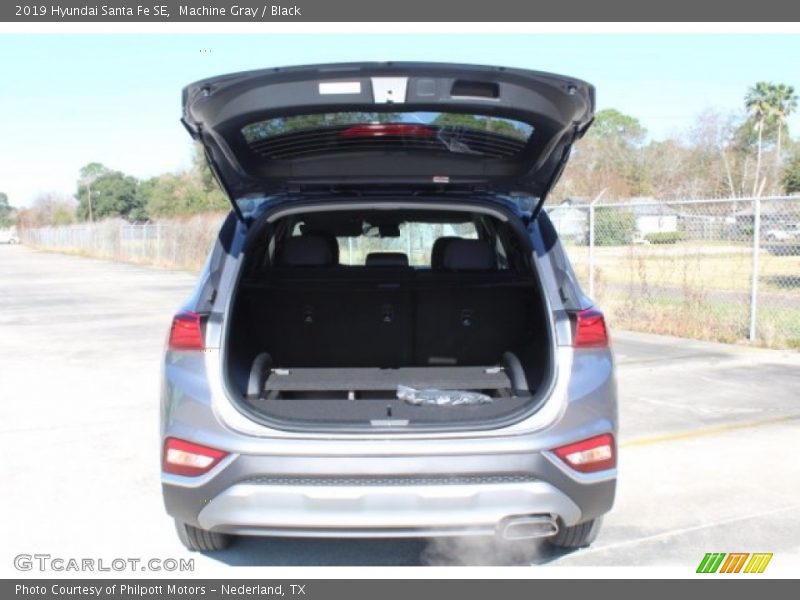 Machine Gray / Black 2019 Hyundai Santa Fe SE