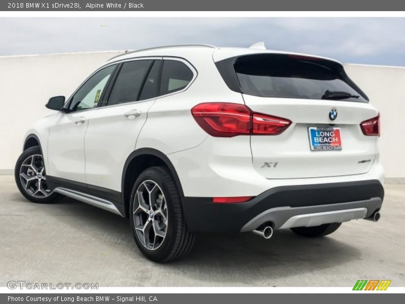 Alpine White / Black 2018 BMW X1 sDrive28i