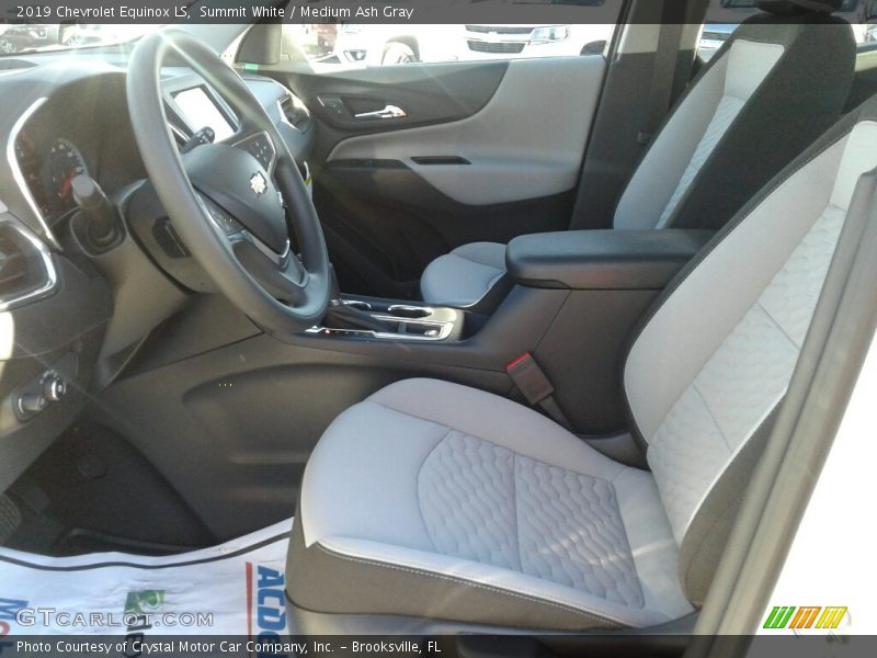 Summit White / Medium Ash Gray 2019 Chevrolet Equinox LS