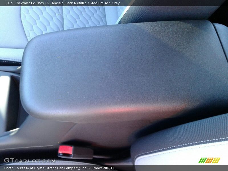 Mosaic Black Metallic / Medium Ash Gray 2019 Chevrolet Equinox LS