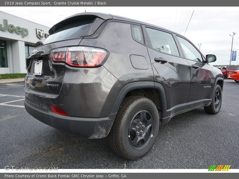 Granite Crystal Metallic / Black 2019 Jeep Compass Sport