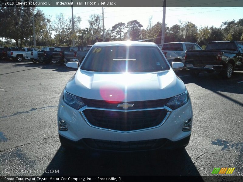 Iridescent Pearl Tricoat / Jet Black 2019 Chevrolet Equinox LT