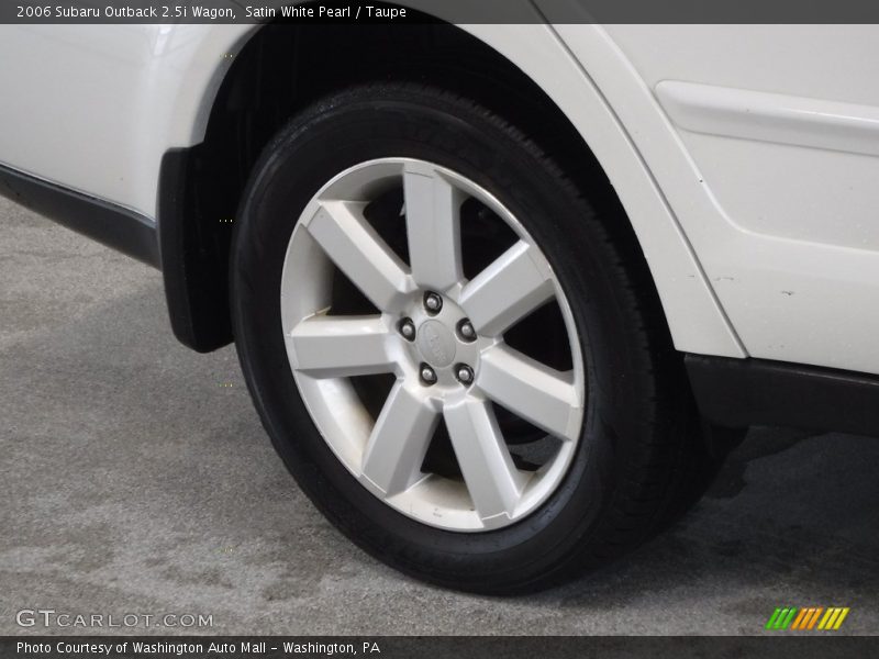 Satin White Pearl / Taupe 2006 Subaru Outback 2.5i Wagon