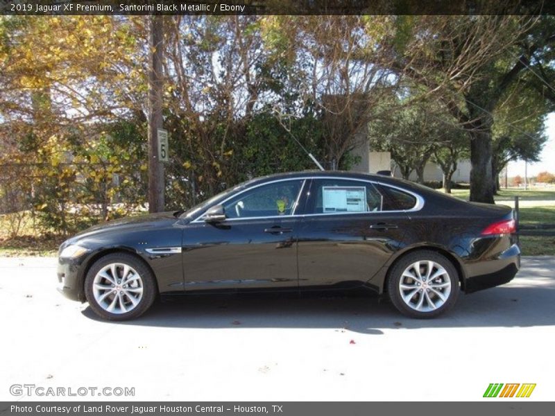  2019 XF Premium Santorini Black Metallic