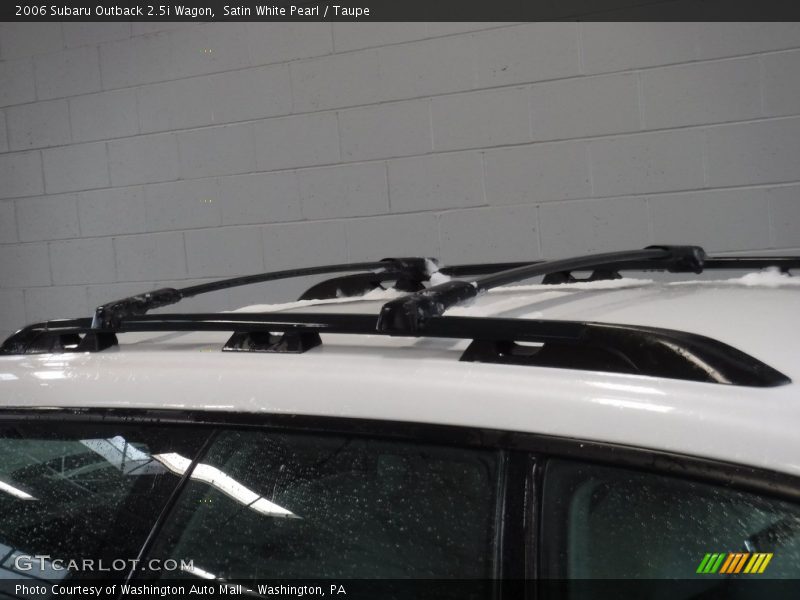 Satin White Pearl / Taupe 2006 Subaru Outback 2.5i Wagon