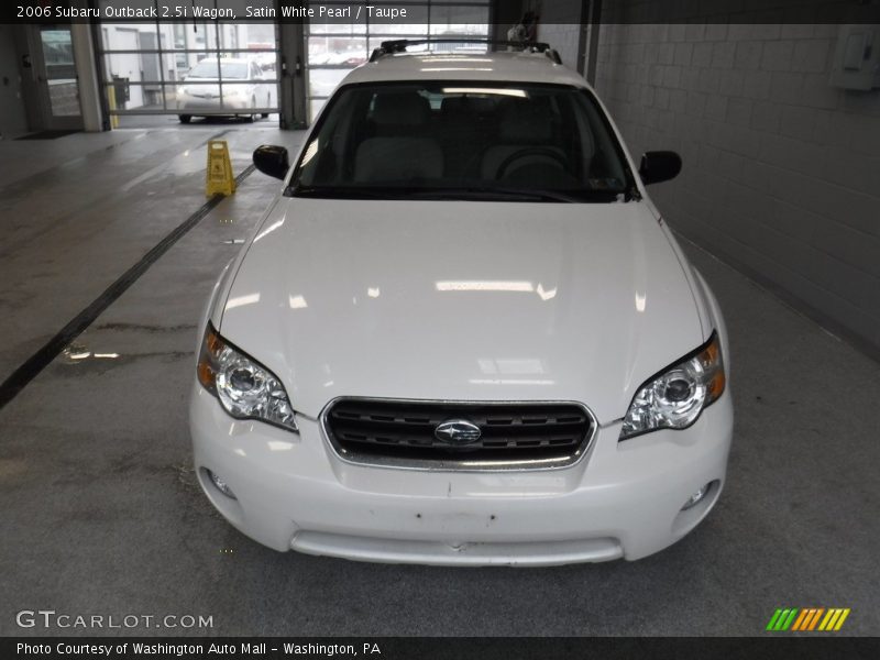 Satin White Pearl / Taupe 2006 Subaru Outback 2.5i Wagon