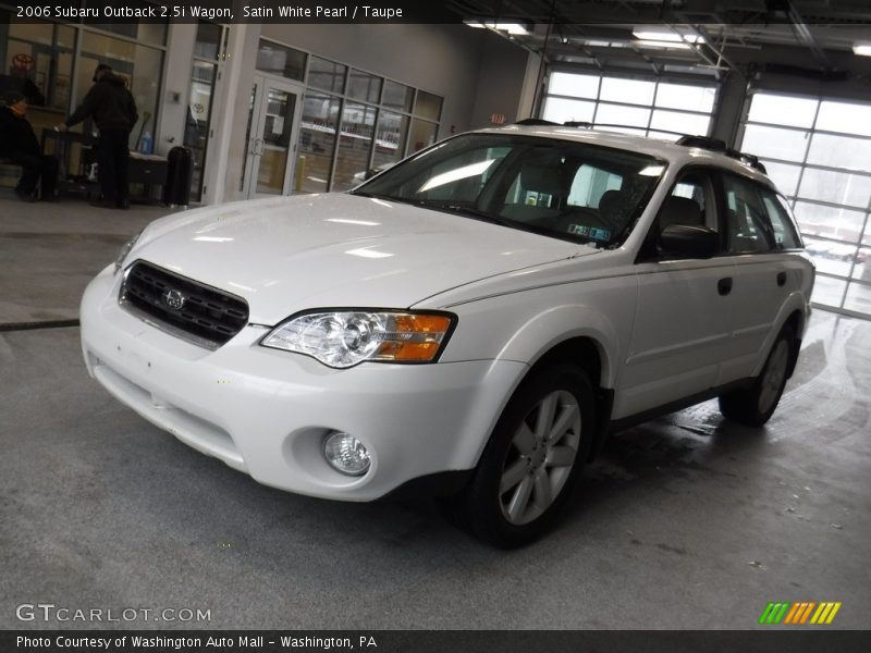 Satin White Pearl / Taupe 2006 Subaru Outback 2.5i Wagon
