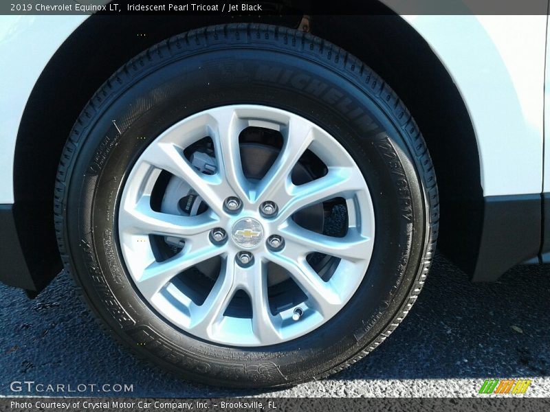 Iridescent Pearl Tricoat / Jet Black 2019 Chevrolet Equinox LT