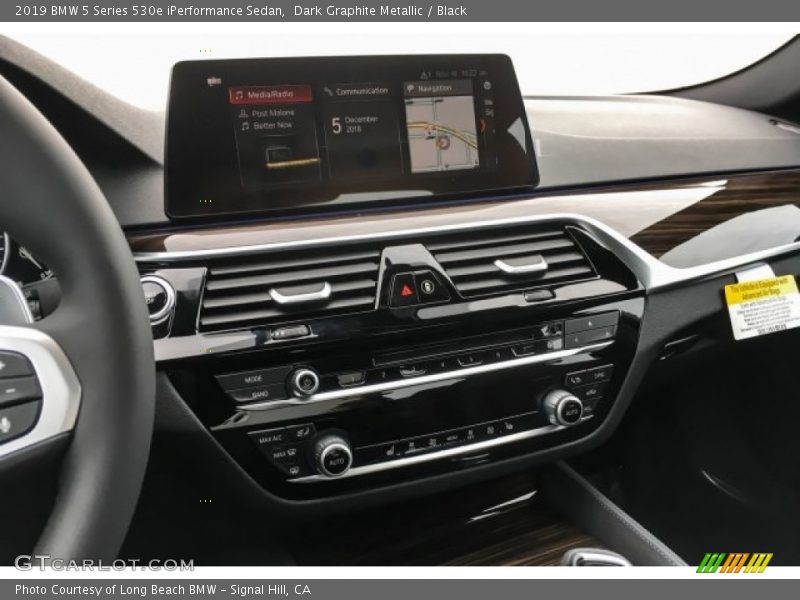 Dark Graphite Metallic / Black 2019 BMW 5 Series 530e iPerformance Sedan