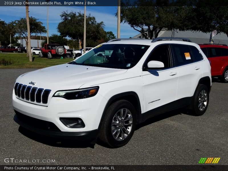 Bright White / Black 2019 Jeep Cherokee Latitude Plus