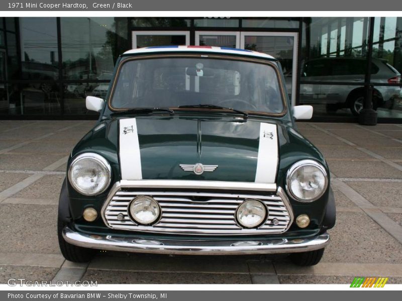 Green / Black 1971 Mini Cooper Hardtop