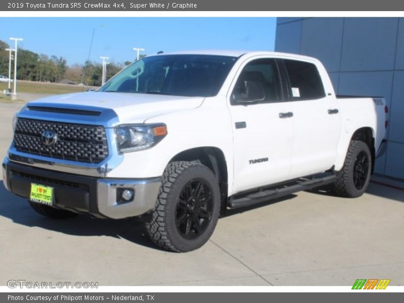 Super White / Graphite 2019 Toyota Tundra SR5 CrewMax 4x4
