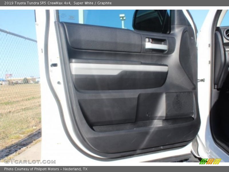 Super White / Graphite 2019 Toyota Tundra SR5 CrewMax 4x4