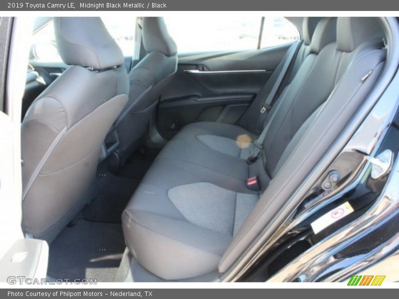 Midnight Black Metallic / Black 2019 Toyota Camry LE