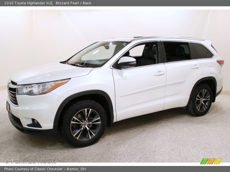 Blizzard Pearl / Black 2016 Toyota Highlander XLE