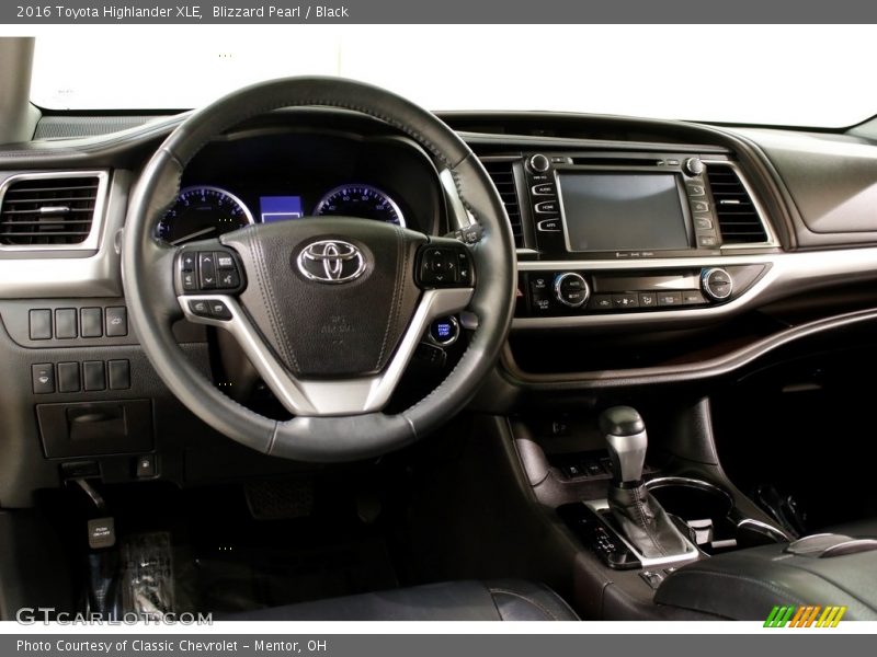 Blizzard Pearl / Black 2016 Toyota Highlander XLE