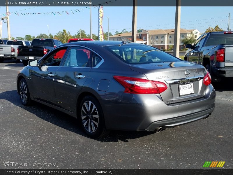 Gun Metallic / Charcoal 2017 Nissan Altima 2.5 SL