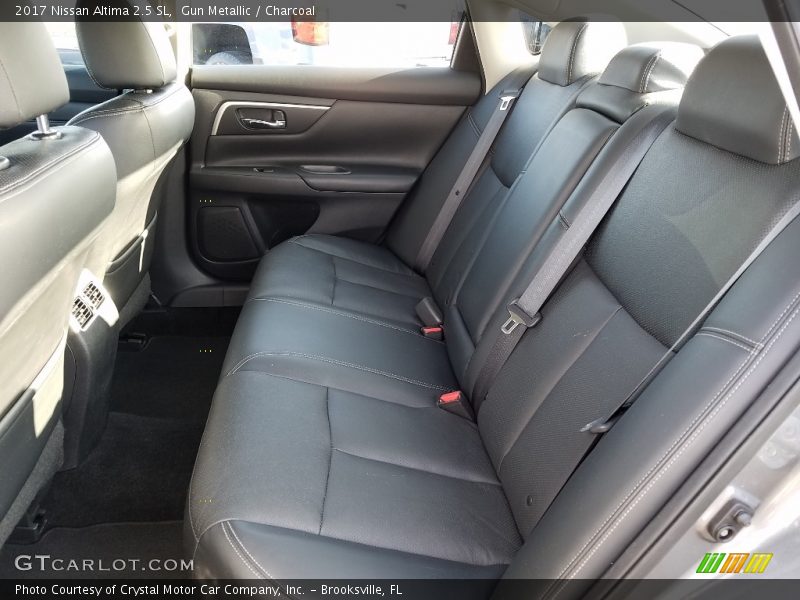 Gun Metallic / Charcoal 2017 Nissan Altima 2.5 SL