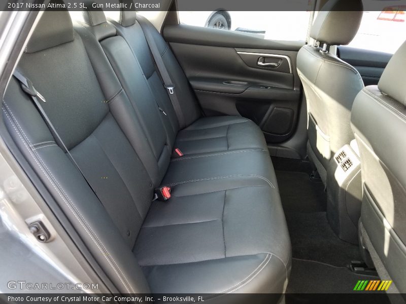 Gun Metallic / Charcoal 2017 Nissan Altima 2.5 SL