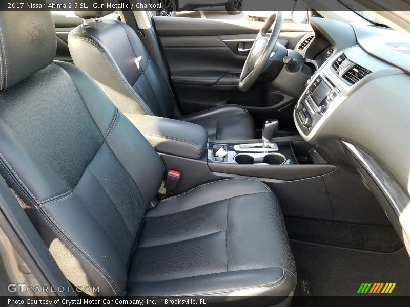 Gun Metallic / Charcoal 2017 Nissan Altima 2.5 SL