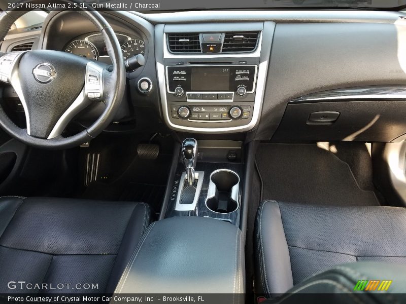 Gun Metallic / Charcoal 2017 Nissan Altima 2.5 SL