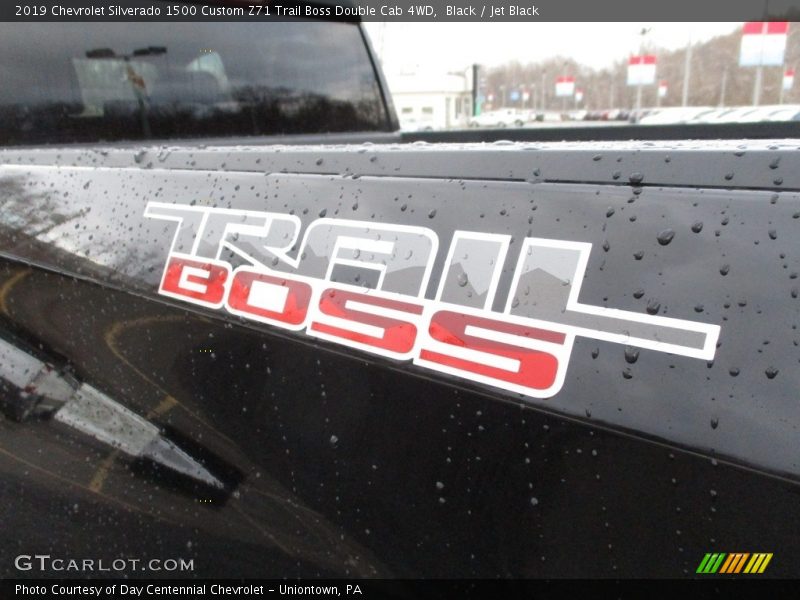  2019 Silverado 1500 Custom Z71 Trail Boss Double Cab 4WD Logo