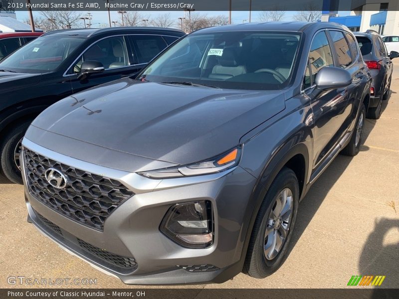 Machine Gray / Espresso/Gray 2019 Hyundai Santa Fe SE AWD