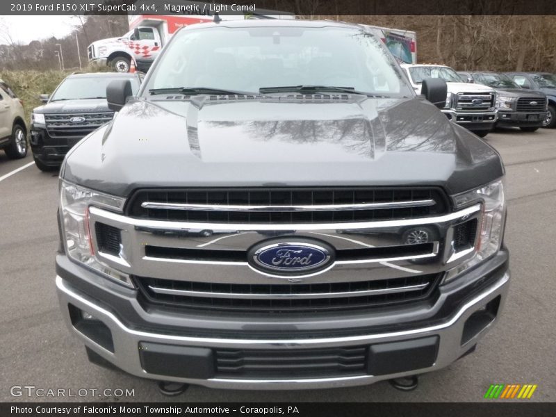 Magnetic / Light Camel 2019 Ford F150 XLT SuperCab 4x4