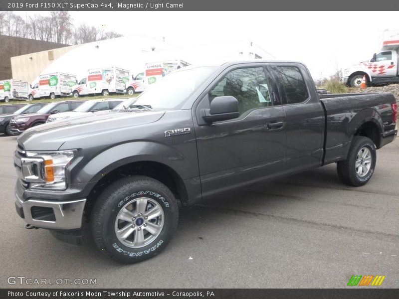 Magnetic / Light Camel 2019 Ford F150 XLT SuperCab 4x4