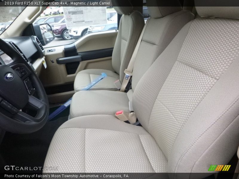 Front Seat of 2019 F150 XLT SuperCab 4x4