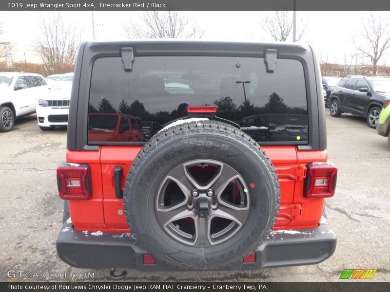 Firecracker Red / Black 2019 Jeep Wrangler Sport 4x4
