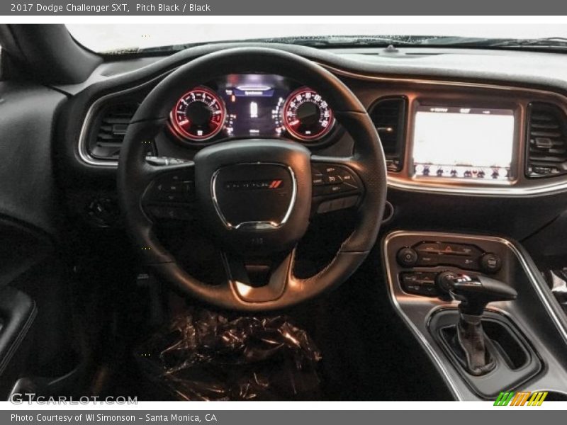 Pitch Black / Black 2017 Dodge Challenger SXT