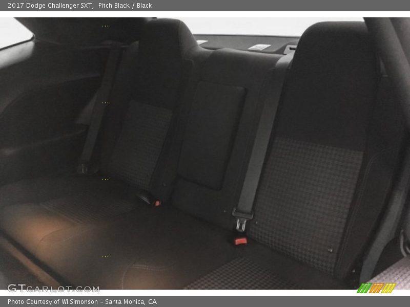Pitch Black / Black 2017 Dodge Challenger SXT