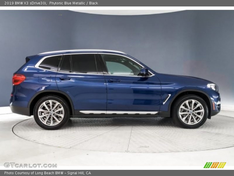 Phytonic Blue Metallic / Black 2019 BMW X3 sDrive30i