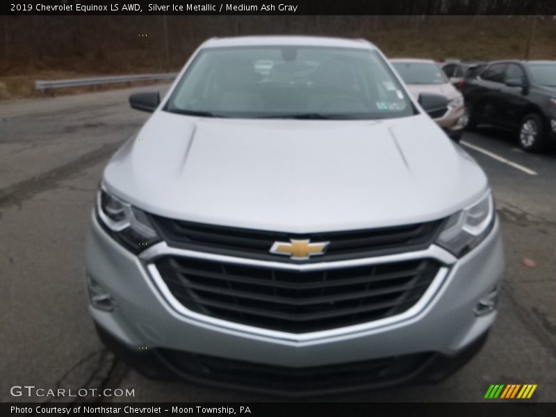 Silver Ice Metallic / Medium Ash Gray 2019 Chevrolet Equinox LS AWD