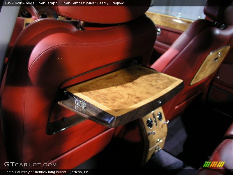 Silver Tempest/Silver Pearl / Fireglow 1999 Rolls-Royce Silver Seraph