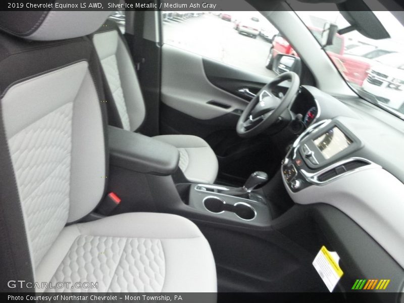 Silver Ice Metallic / Medium Ash Gray 2019 Chevrolet Equinox LS AWD