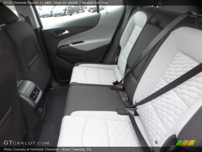 Silver Ice Metallic / Medium Ash Gray 2019 Chevrolet Equinox LS AWD